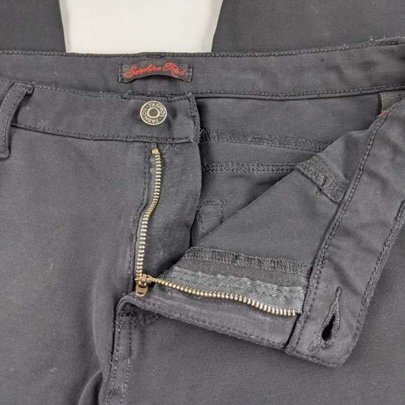 Sapphire Red Tapered Stretch Jeans in Black PM - Picture 5 of 12